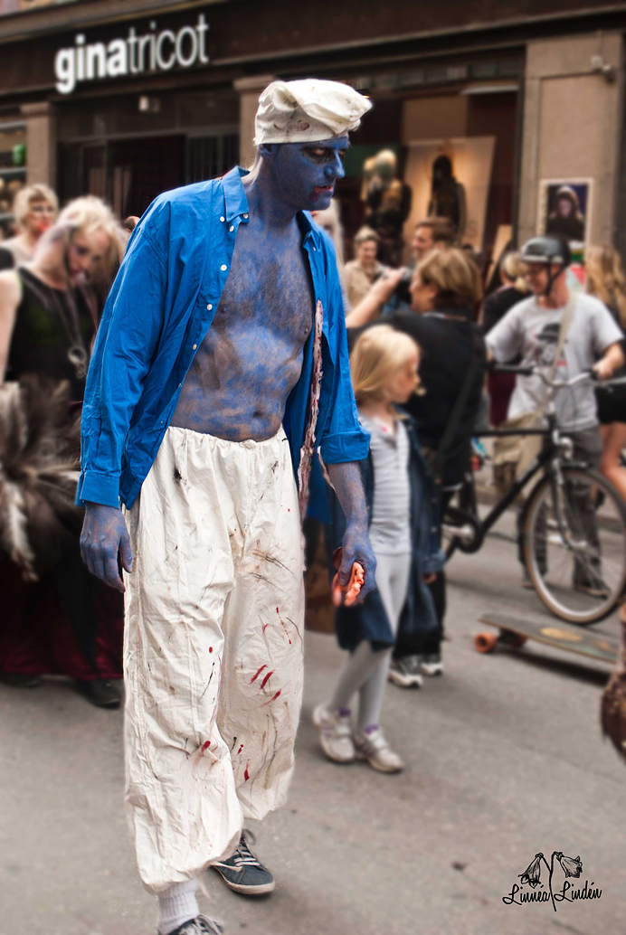 Stockholm-Zombie-Walk-2012-10